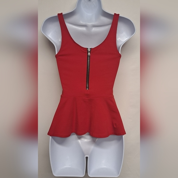 Express XS Red Peplum Top Stretch Zipper Back Excellent Condition - Picture 3 of 6